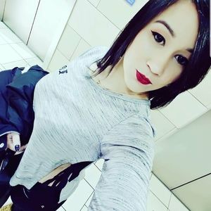 Meet your Posher, Alba